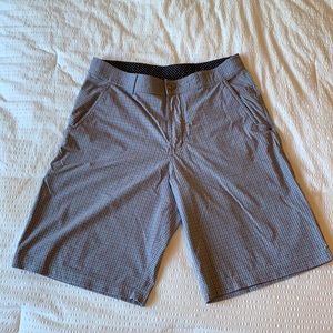Men’s Lululemon Shorts sz 34